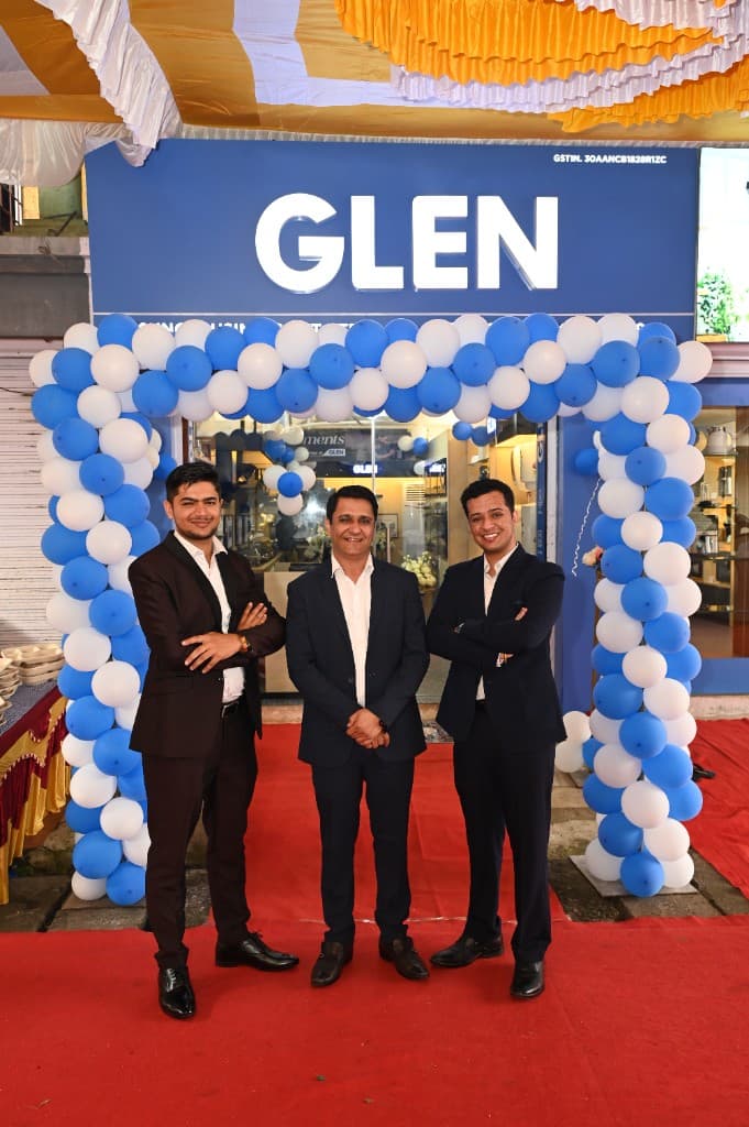Glen Exclusive Gallery storefront on opening day
