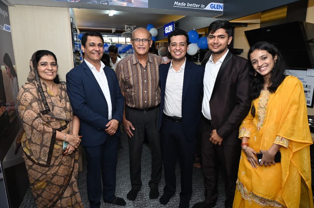 Family and guests at the Glen Exclusive Gallery opening